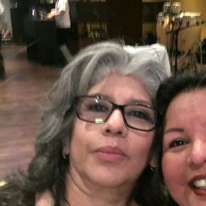 Meet your Posher, Sandra